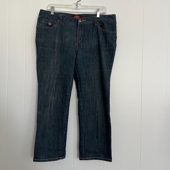 One 5 One Authentic Denim Dark Wash Blue Mid-Rise Bootcut Capri Jeans 14 - Picture 1 of 6